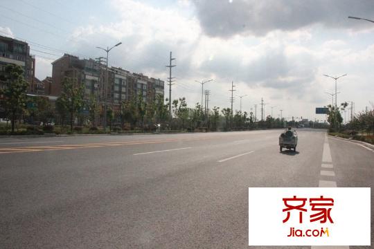 水岸豪庭小區(qū)（2015-9-17）