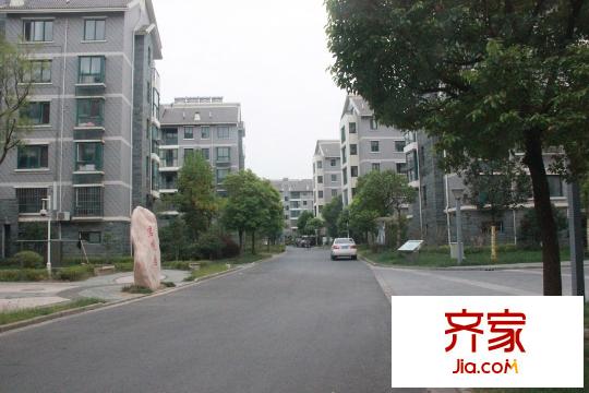 紫荊城小區(qū)（2015-9-17）