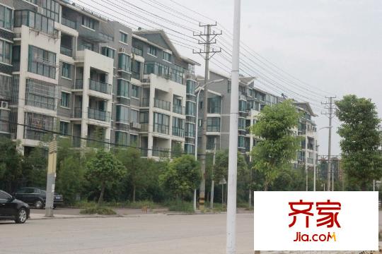 紫荊城小區(qū)（2015-9-17）