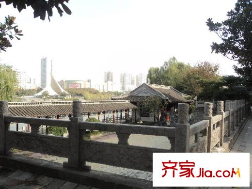 恒瑞壹號(hào)小區(qū)對(duì)面鳳城河