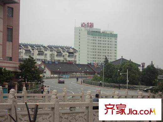 中天清華園向東北約500米姜堰市第一人民醫(yī)院