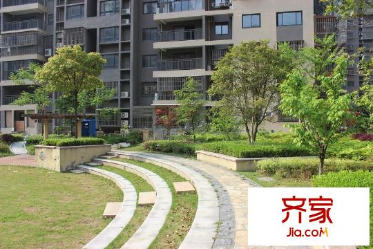 錦繡姜城小區(qū)綠化（2015-4-28）