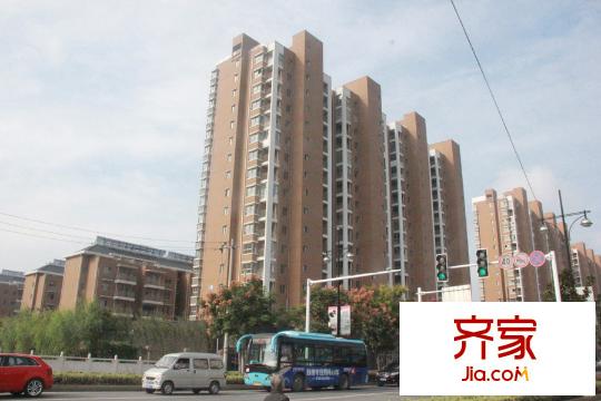 上海大花園三期高層工程進(jìn)度（2015-9-28）