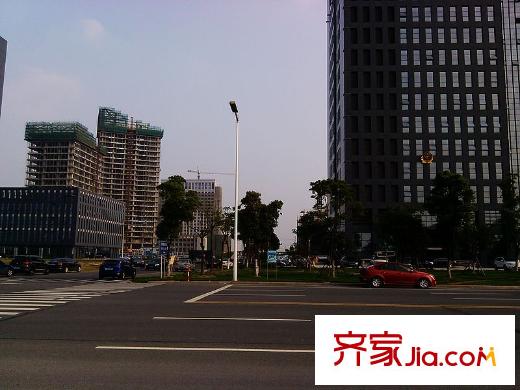 大華錦繡華城周邊配套實(shí)景圖（2014.7.10）