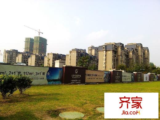 大華錦繡華城小區(qū)外景（2014.7.10）