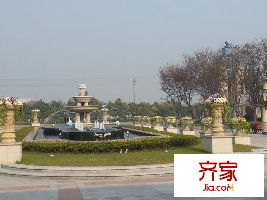 佳兆業(yè)壹號(hào)公館噴泉（2013.12.1）