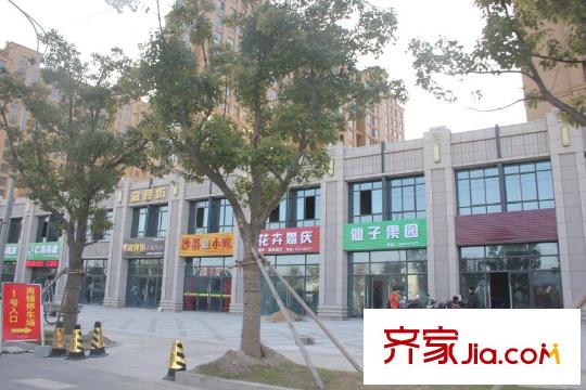 美好易居城周邊配套商鋪