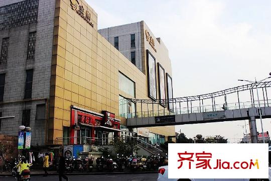 金通翡翠城周邊