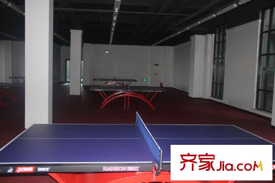 美好易居城乒乓球室