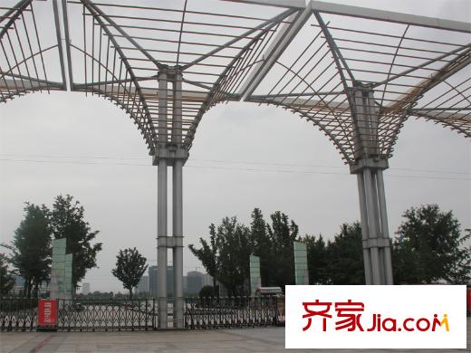 深業(yè)?上林苑周邊配套圓博園南門