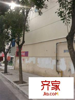 東進(jìn)小區(qū)外景圖 