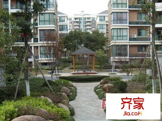 江南春城外景圖1