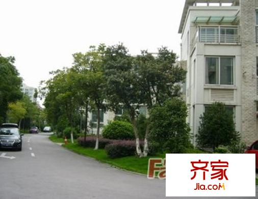 綠溪玫瑰園