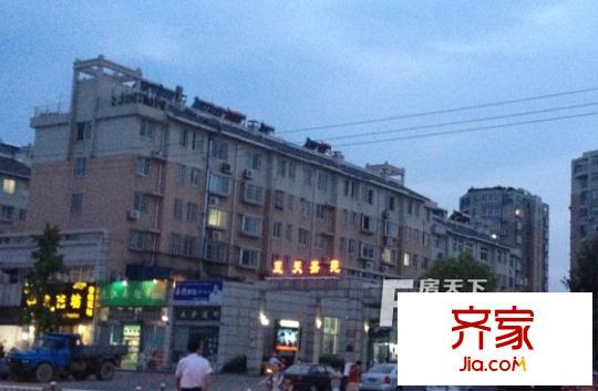 藍(lán)天嘉苑外景圖
