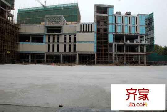 旭輝廣場商業(yè)裙房（2010-11-5）