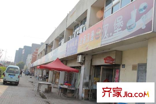 贊成新都名邸項(xiàng)目周邊配套