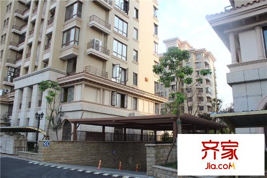 晨凱?紅樹灣地下停車場(chǎng)出入口（2015.9.24）