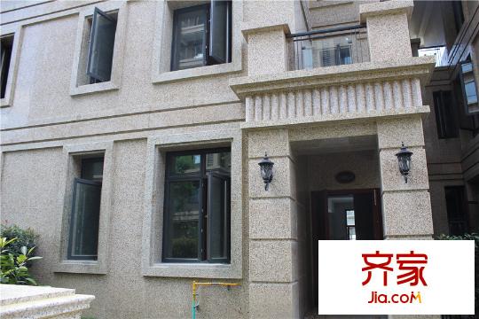 望湖公館工程進(jìn)度（2015.9.10）
