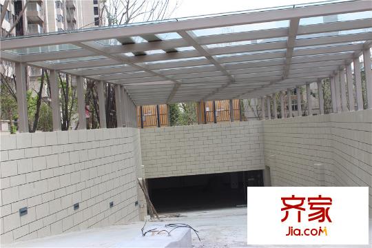 香港興業(yè)?御緹灣工程進(jìn)度（2015.9.10）