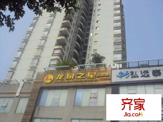 龍泉小區(qū)外景圖 
