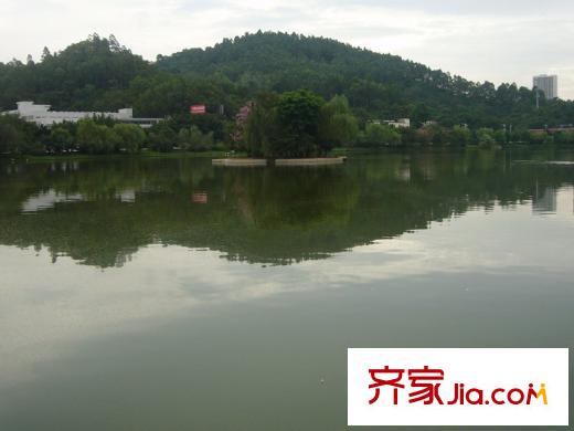 城市原筑配套圖周邊200米內(nèi)的小鱷湖