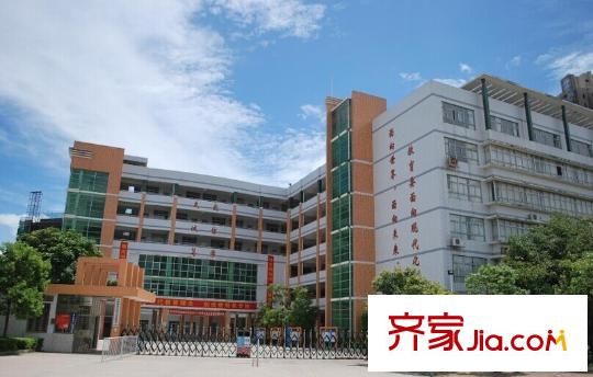 金山湖?丹荔園周邊的河南岸中心小學