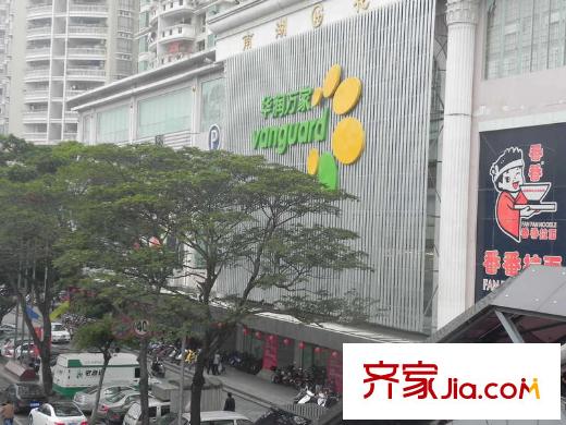 南湖明珠周邊200米內(nèi)的商場(chǎng)
