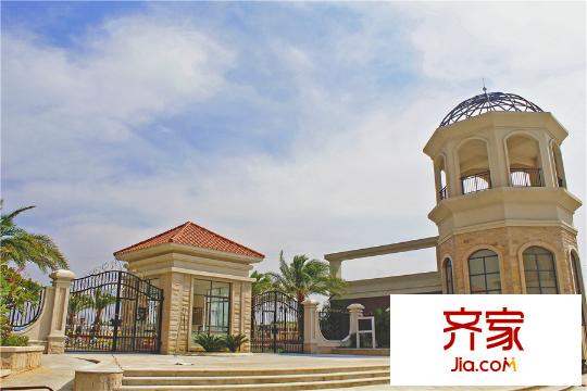 鼎浩城小區(qū)大門(mén)（2015-10）