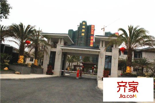 東奧御園小區(qū)入口20150303