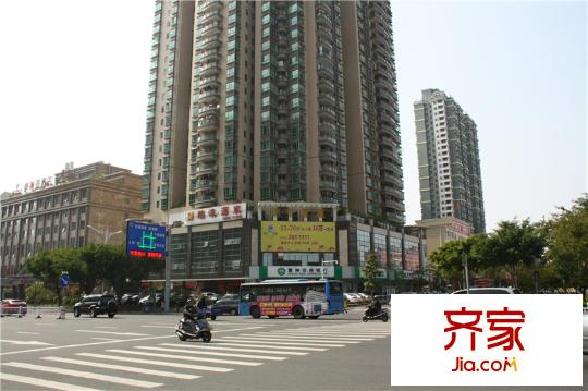 大隆財富廣場項目現(xiàn)場進展實景照20140214