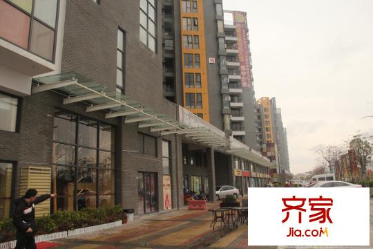 花樣年別樣城小區(qū)實(shí)景圖20140213
