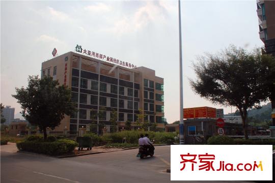 夏日南庭二期周邊西部產(chǎn)業(yè)園社區(qū)衛(wèi)生服務(wù)中心