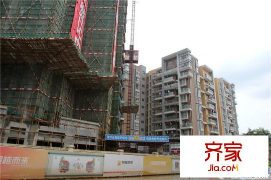 陽光新苑項目外立面近拍（2015-08-29）