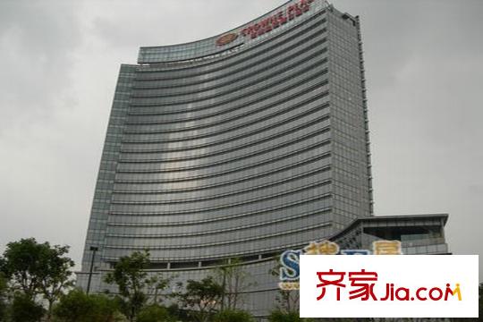 陽光新苑周邊的皇冠假日酒店
