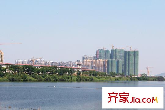 富盈公館項(xiàng)目旁邊江景2015-10-10