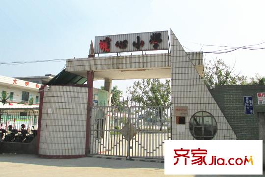 海錦御林苑二期周邊布心街的埔心小學(xué)2015-10-22
