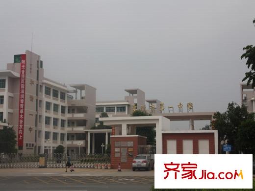 鴻潤(rùn)?疊韻周邊的學(xué)校