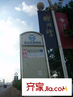方直瓏湖灣別墅配套圖小區(qū)門口公車站20100918