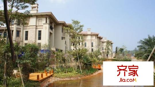 卓越東部蔚藍(lán)海岸別墅外景圖 