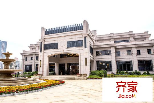 華興?金盛麗景小區(qū)營銷中心門前實景（2015.03.11）