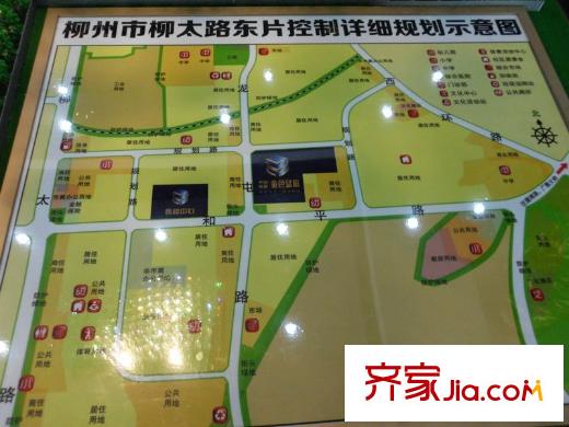 中鐵?金色藍(lán)庭售樓部展出的交通示意圖