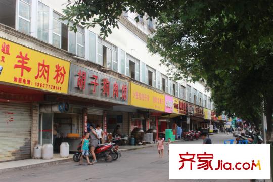 盛天悅景臺(tái)小吃街