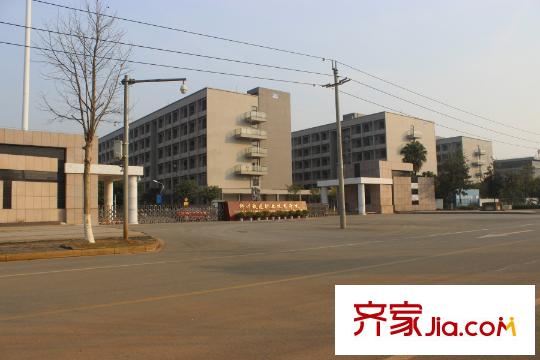 中央城項目配套柳州鐵道職業(yè)技術學校