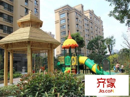 龍翔?中央公館