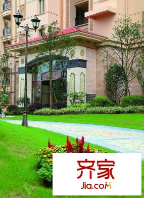 中南世紀錦城小區(qū)一角