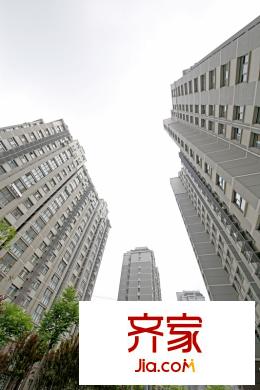 中達?尚城小區(qū)內部2