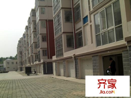 文苑小區(qū)外景圖1