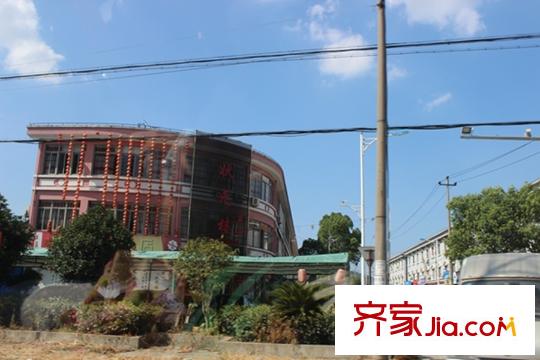 臥龍?zhí)煜闳A庭IMG_8615