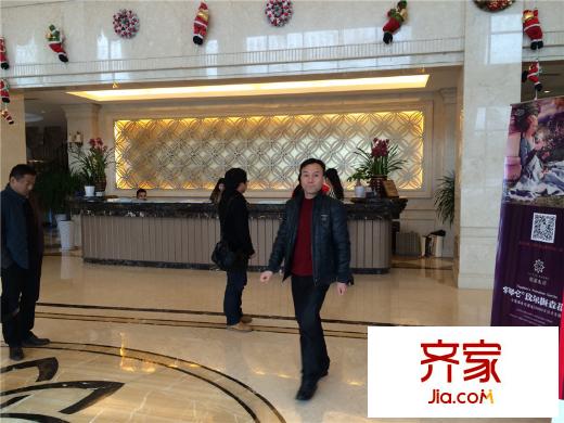 中嘉銀都水岸售樓處