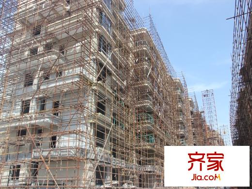 北辰半島花園工程進(jìn)度（2014-5-30）